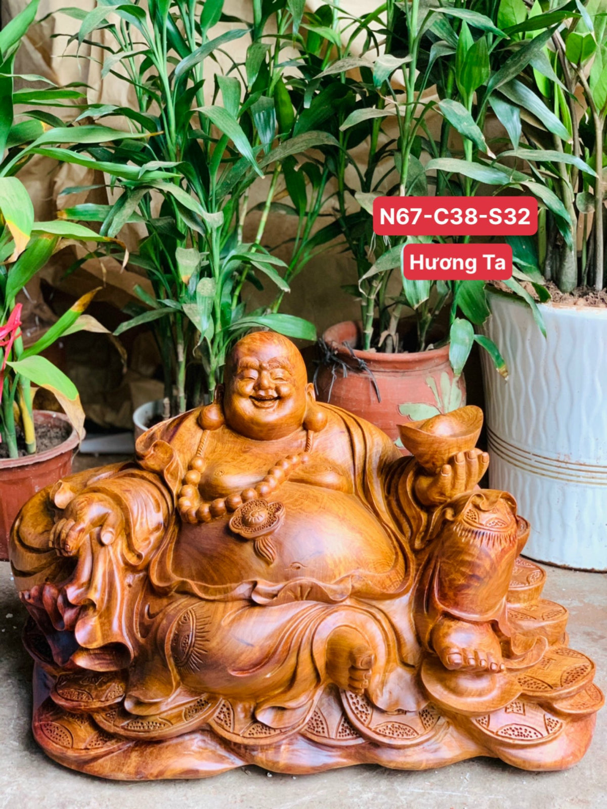 Tượng di lặc ngồi bao tiền gỗ hương ta