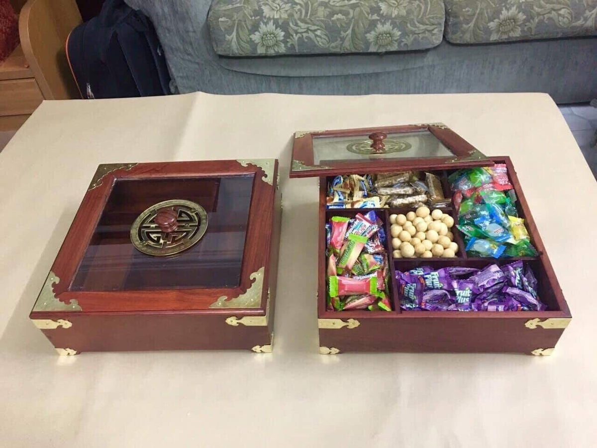 Hộp Đứng Mứt Bánh Kẹo Bằng Gỗ Hương