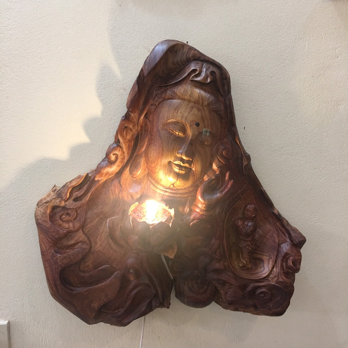 Tượng Diện Quan Âm Bồ Tát