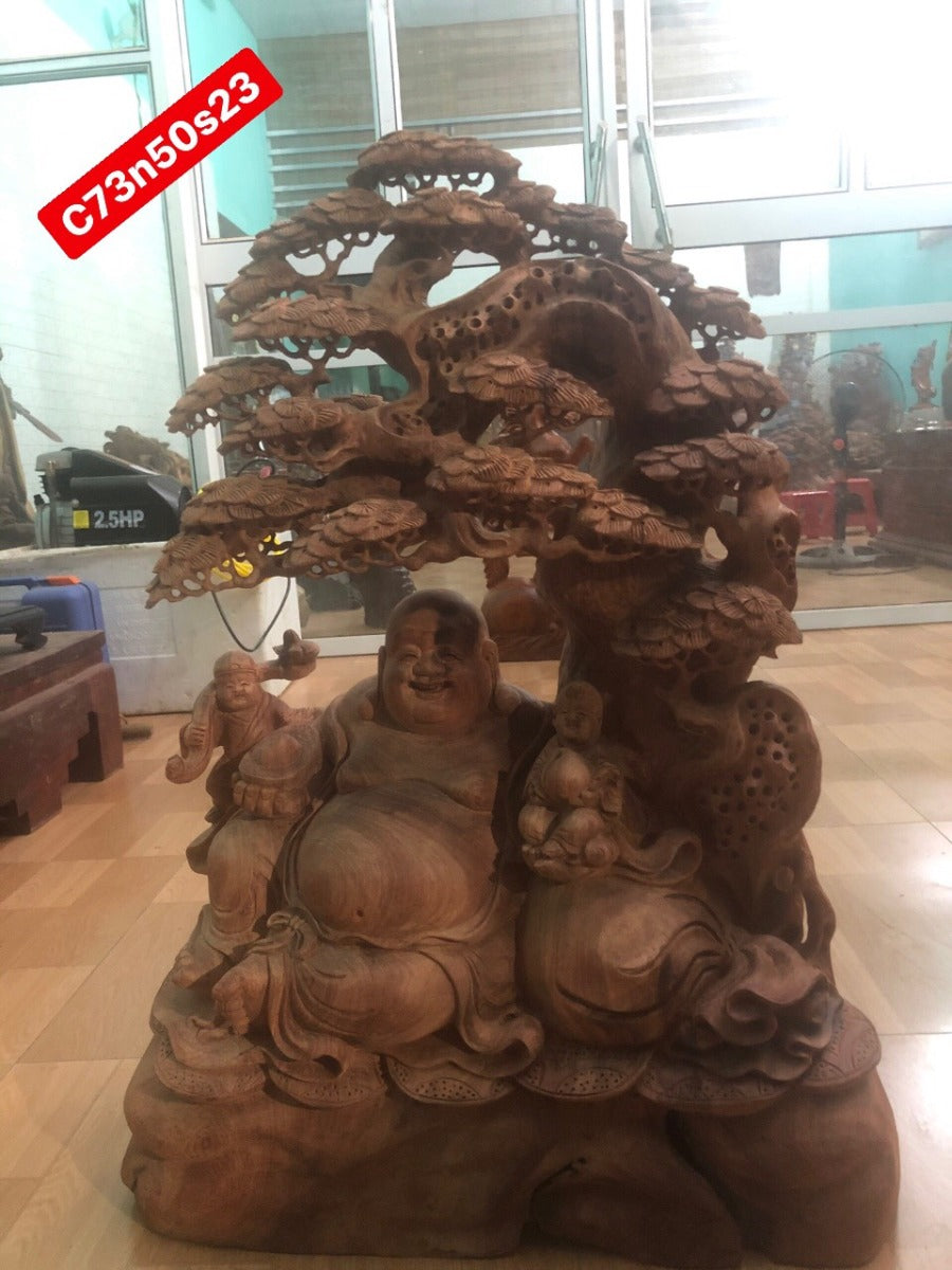 Di Lặc Ngồi Gốc Tùng