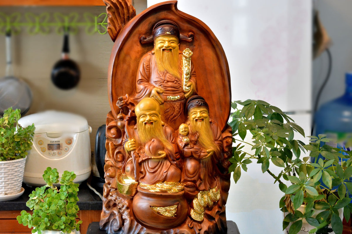 Ba ông tam đa trong trái đào trường sinh