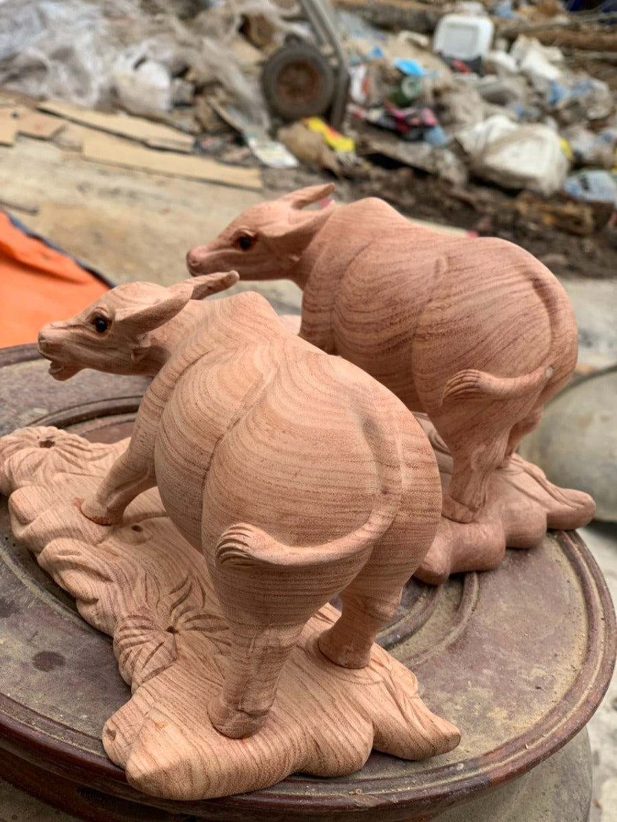 Tượng Gỗ Linh Vật Trâu