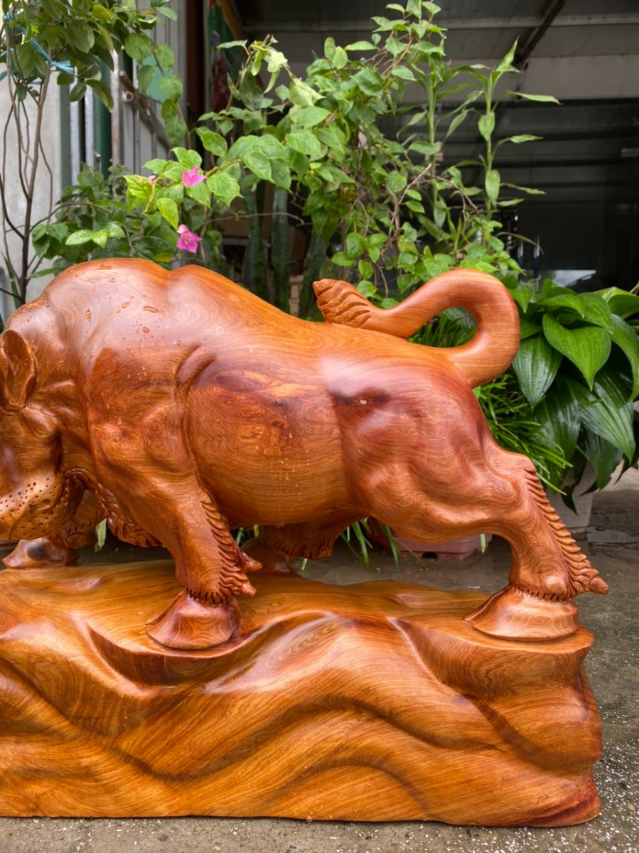Tượng Bò Tót Phố Wall Chiêu Tài Lộc Phong Thủy - Gỗ Hương Việt Tuyệt Đẹp