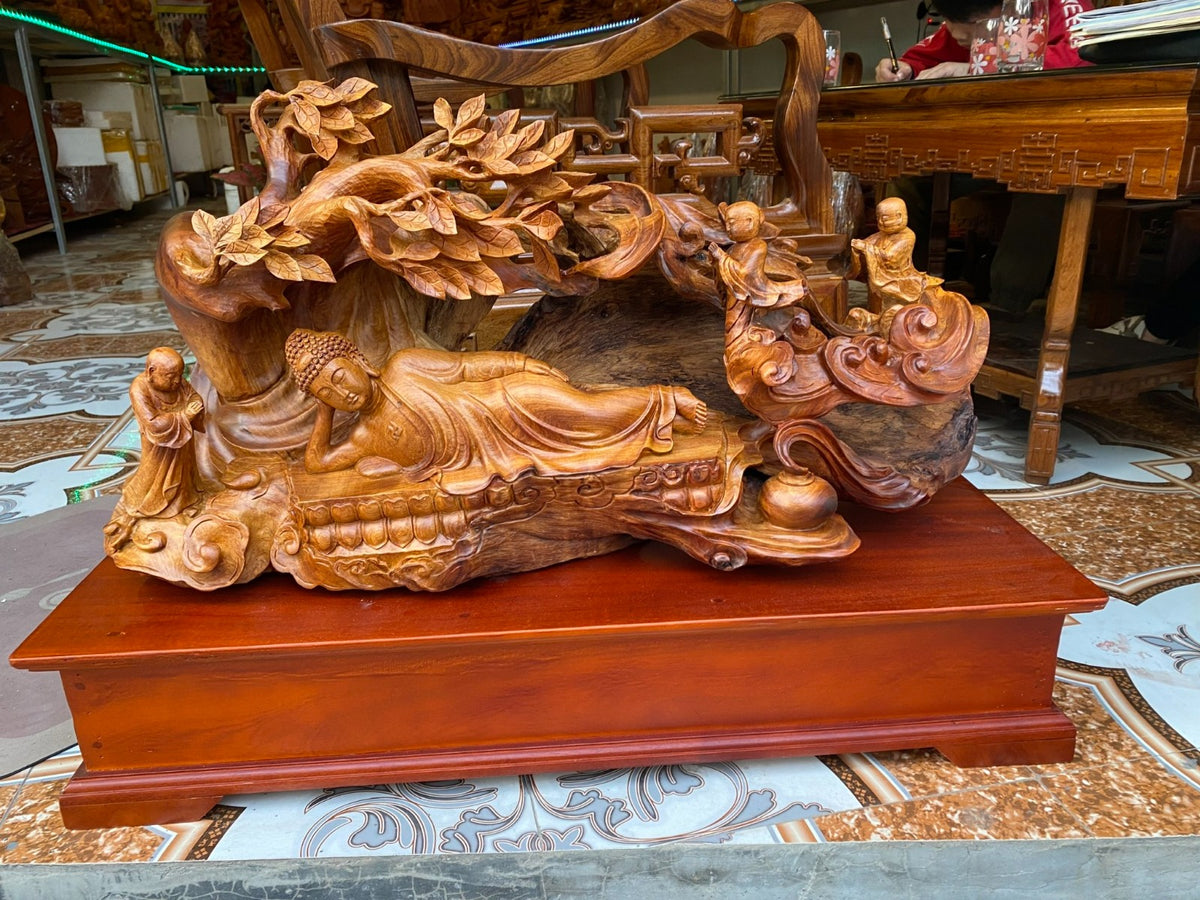 Tượng Gỗ Phật Nhập Niết Bàn Dưới Tán Cây Bồ Đề