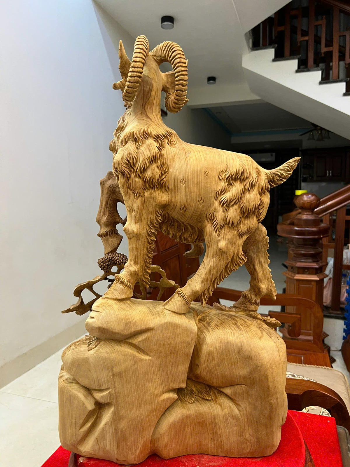 Tượng Linh Vật Nhất Dương Tài Lộc Gỗ Ngọc Am - Cao67