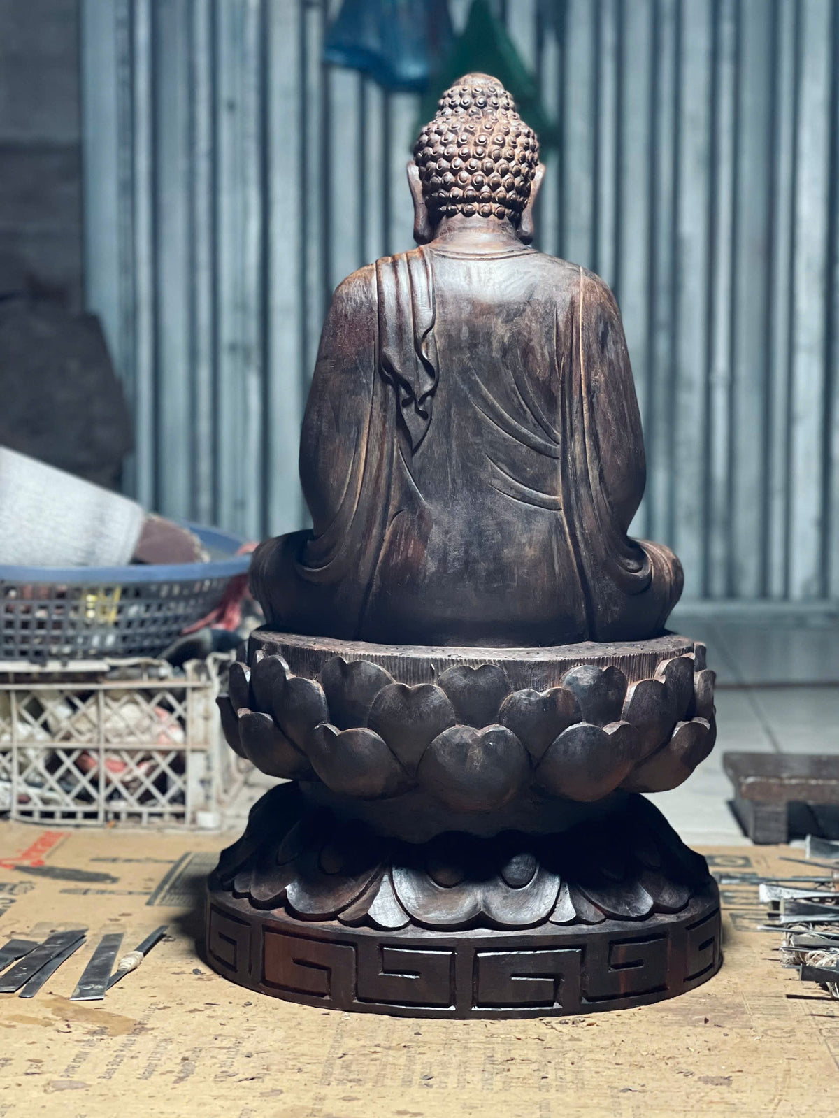 Tượng Phật Thích Ca Mâu Ni - Gỗ Trắc Đen ĐỏCao 57cm