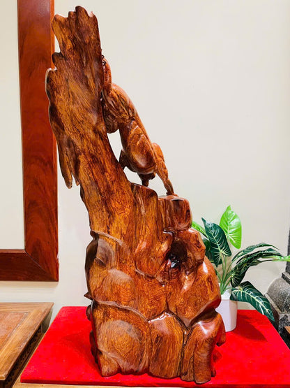 Tượng Con Báo Săn Mồi Gỗ Cẩm Lai Cao 80