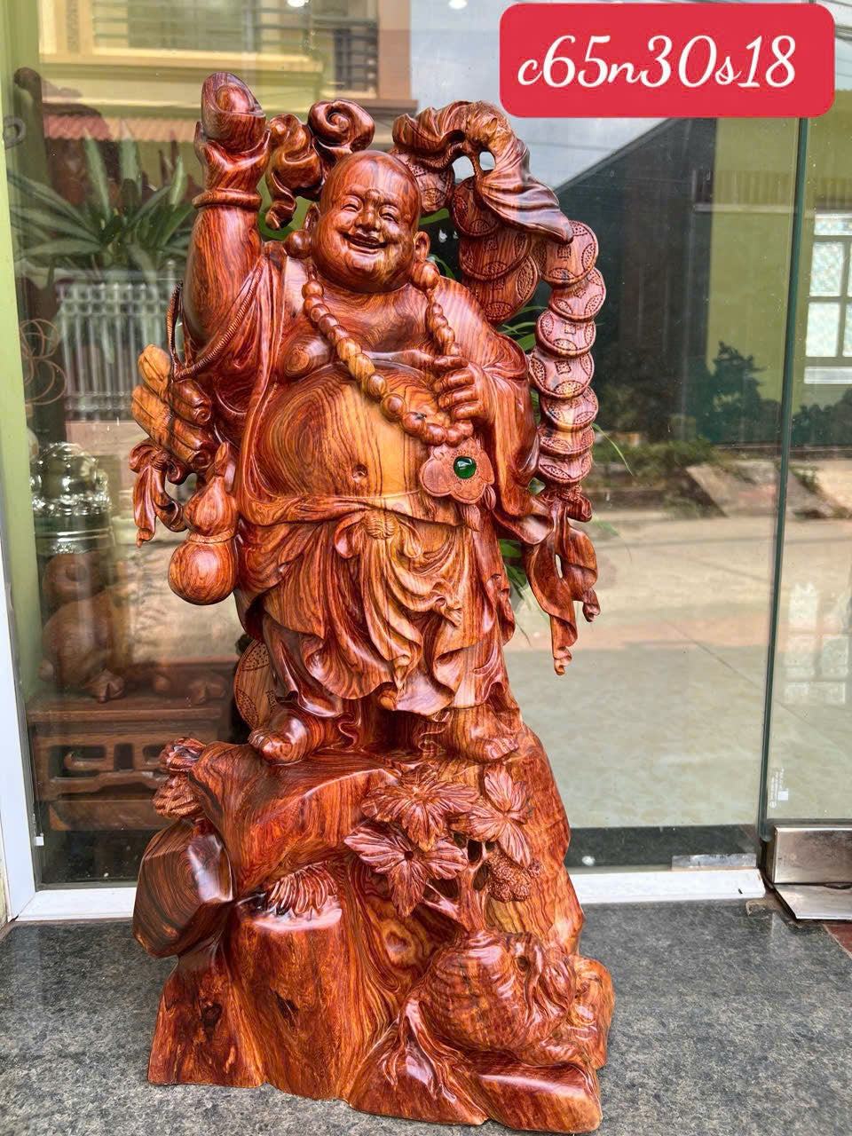 Tượng Di Lặc  Đứng 1 Tay Bê Thỏi Vàng Gỗ Cẩm Lai Cao 65