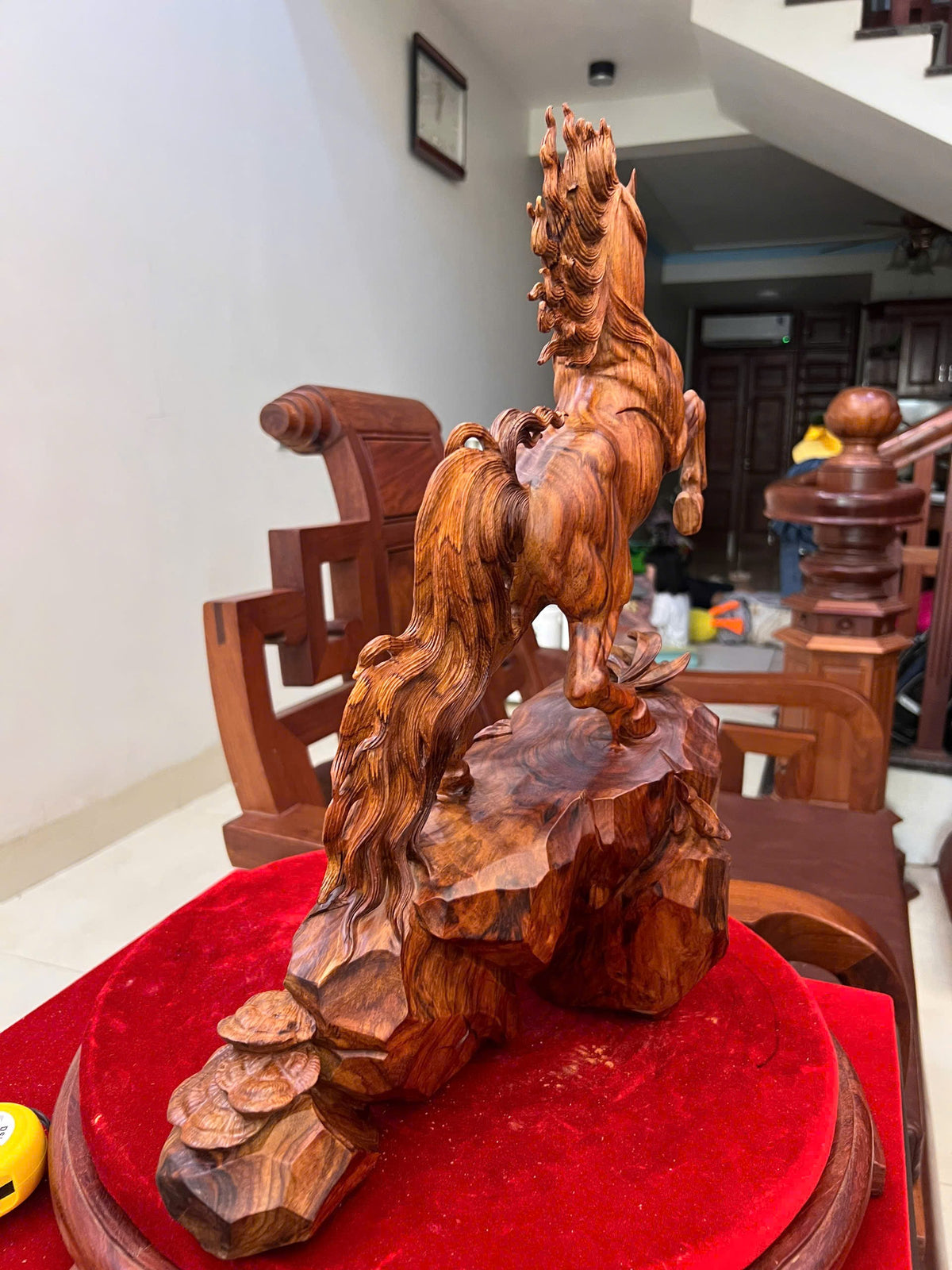 Tượng Linh Vật Ngựa Gỗ Sưa Bắc - Nhất Mã Cao 45
