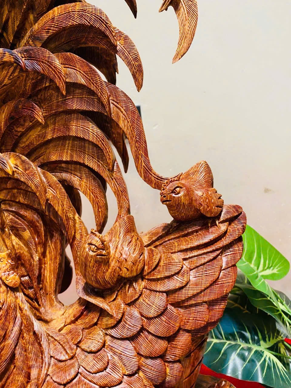 Tượng gia đình Gà Gỗ Cẩm Lai cao 78cm