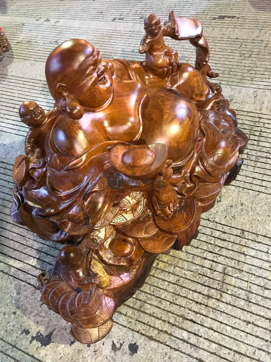 Di Lặc Ngũ Phúc Ngồi Bưng Thỏi Vàng