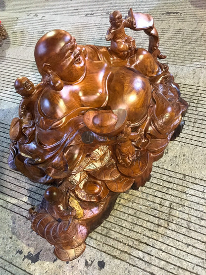 Di Lặc Ngũ Phúc Ngồi Bưng Thỏi Vàng