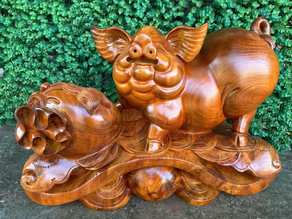 Tượng Linh Vật Con Heo Tài Lộc Gỗ Hương Ta Giải Lai Cao 68