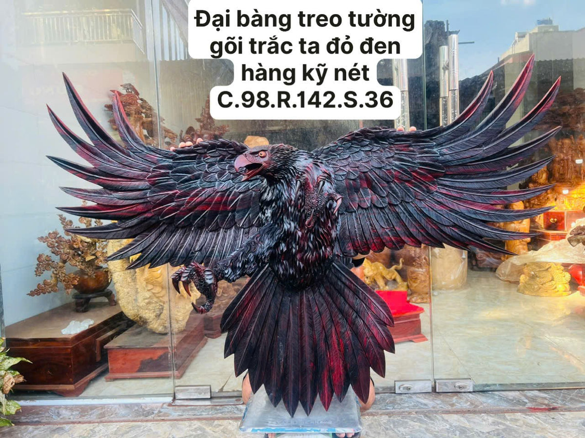 Tượng Đại Bàng Săn Mồi Gỗ Trắc Ta Đỏ Đen Hàng Kỹ Nét Ngang 142cm