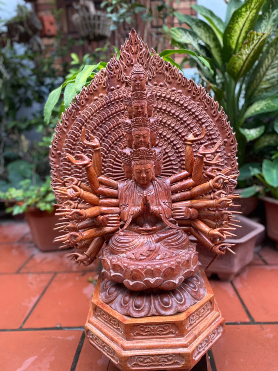 Tượng Phật Ngìn Mắt Thiên Thủ Thiên Nhãn - Gỗ Hương Đá Cao 81cm