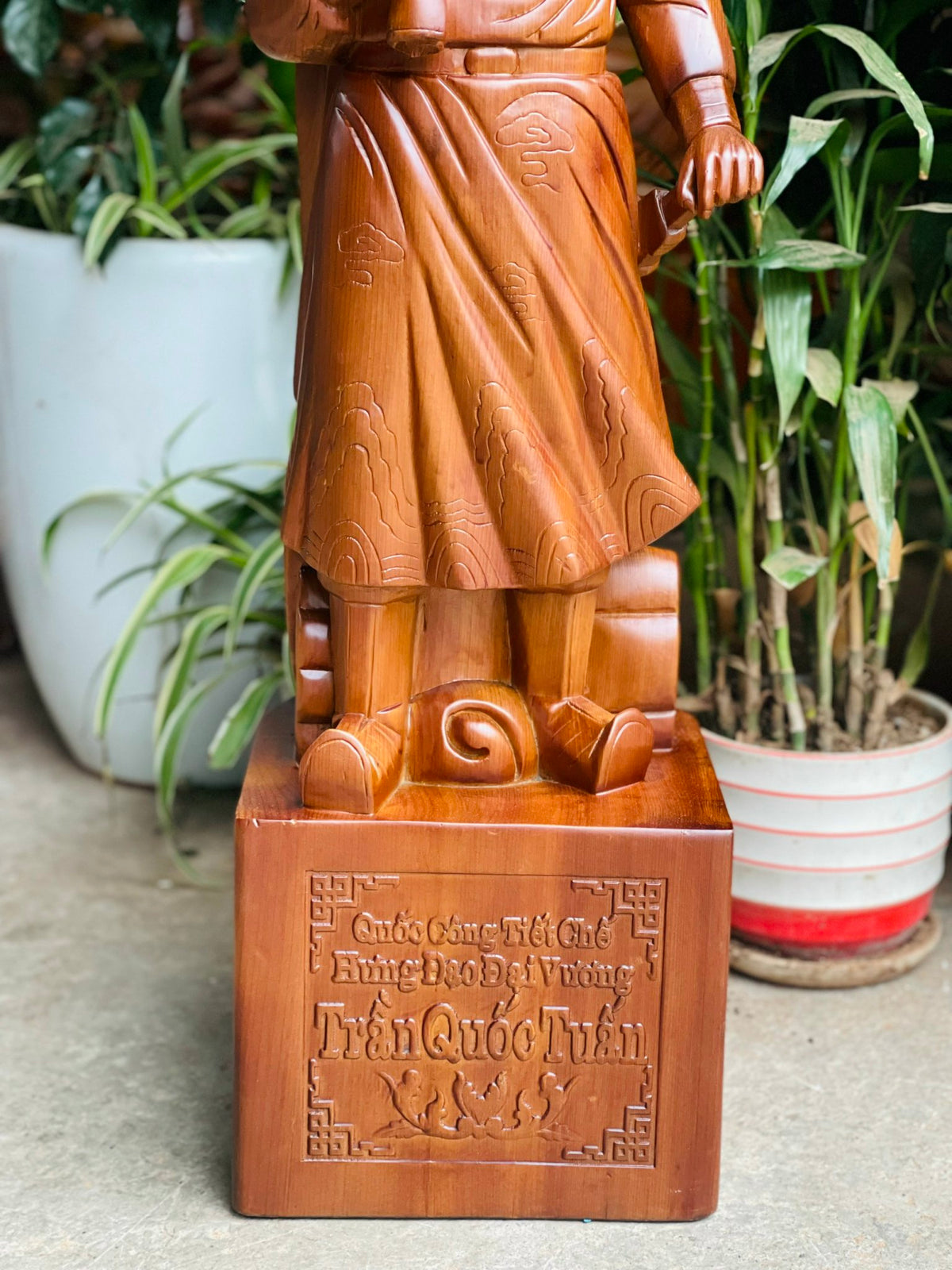 Tượng Trần Quốc Tuấn -  Gỗ Ngọc Am - Cao 80cm