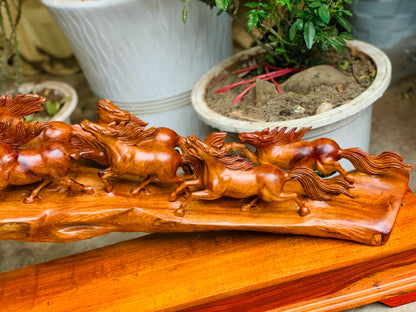Tượng Ngựa Trang Trí Phong Thuỷ - Bát Mã Phi Thiên Gỗ Hương Ta Ngang 84cm