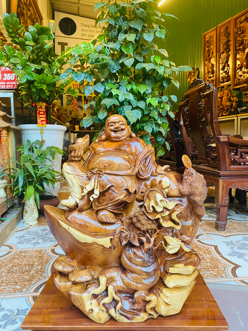 Di Lặc Ngồi Ngồi Trên Bao Tiền - Tượng Gỗ Cẩm Cao 57cm