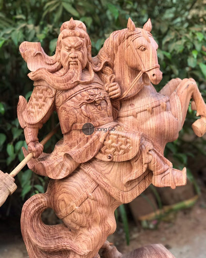 Tượng Quan Công Cưỡi Ngựa Gỗ Hương