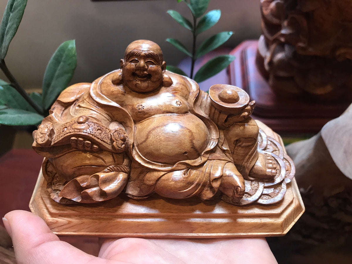 Di Lặc Ngồi Bưng Thỏi Vàng Gỗ Sưa Đỏ