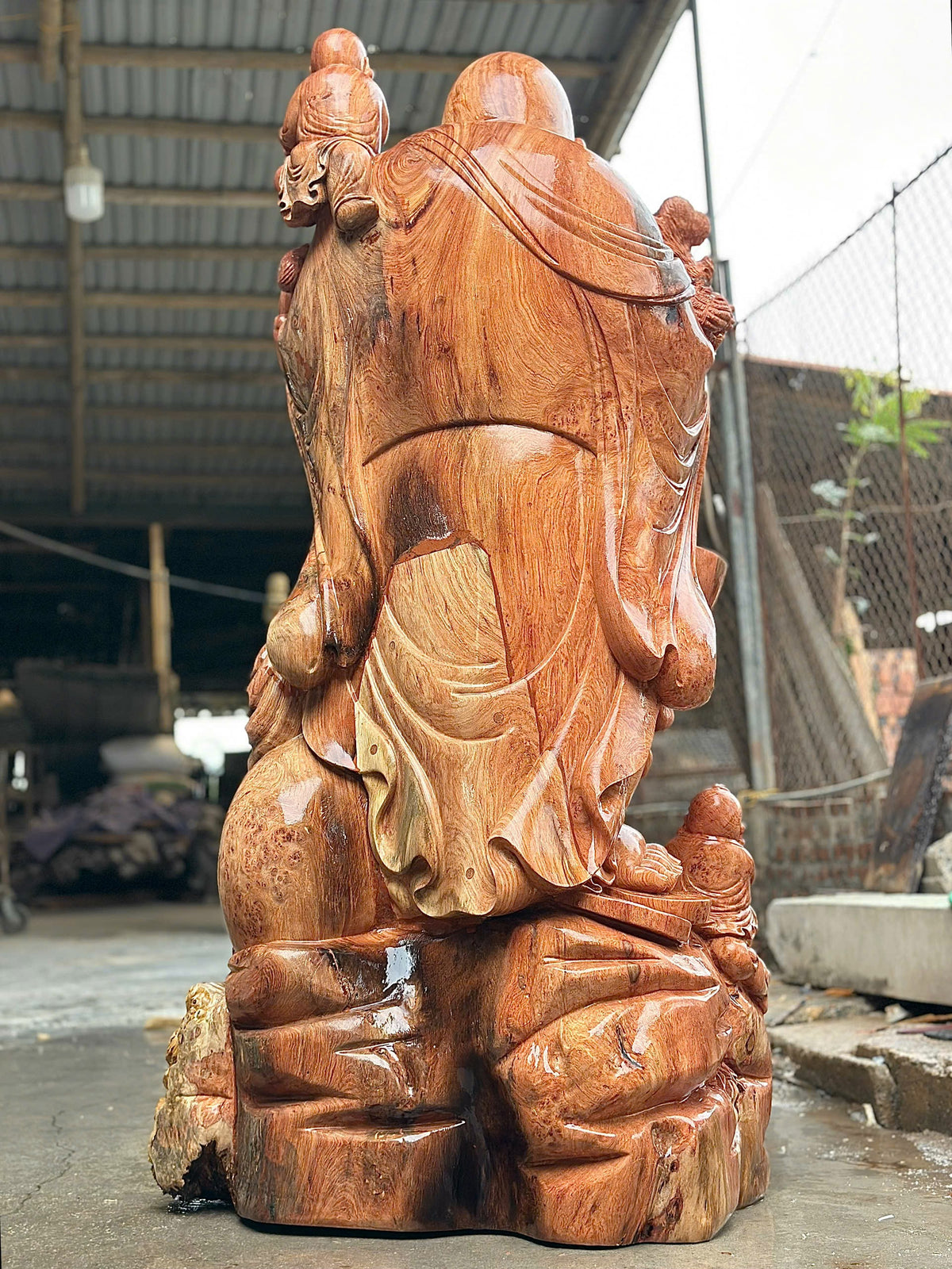 Tượng Gỗ Di Lặc Tam Phúc - Siêu Phẩm Nu Hương Đá  Cao 1m8