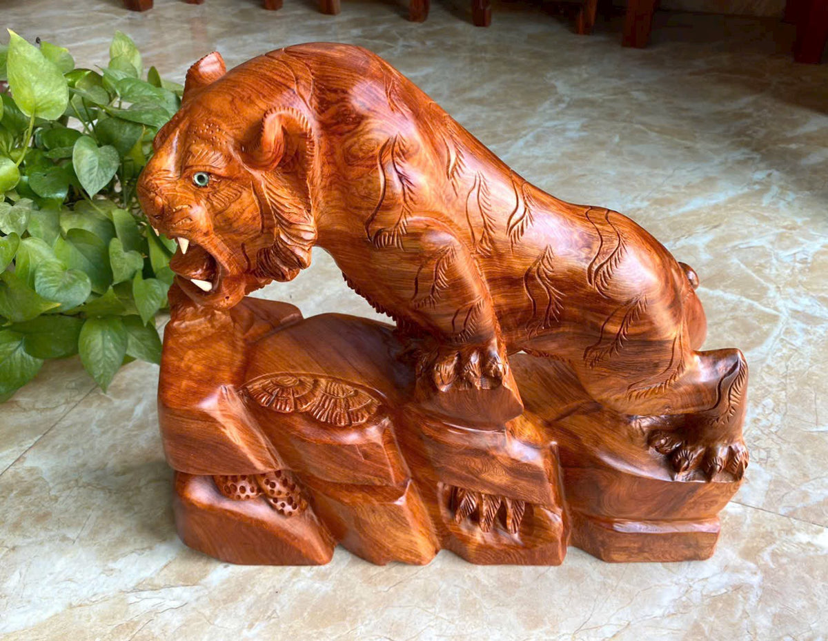 Tượng Linh Vật Con Hổ Gỗ Hương - Cao 38cm