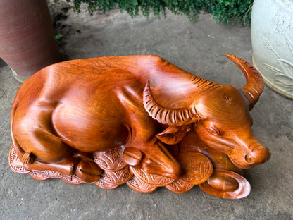 Tượng Trâu Gỗ Hương Ta Nguyên Khối - Biểu Tượng Tài Lộc, Kích Thước 52cm