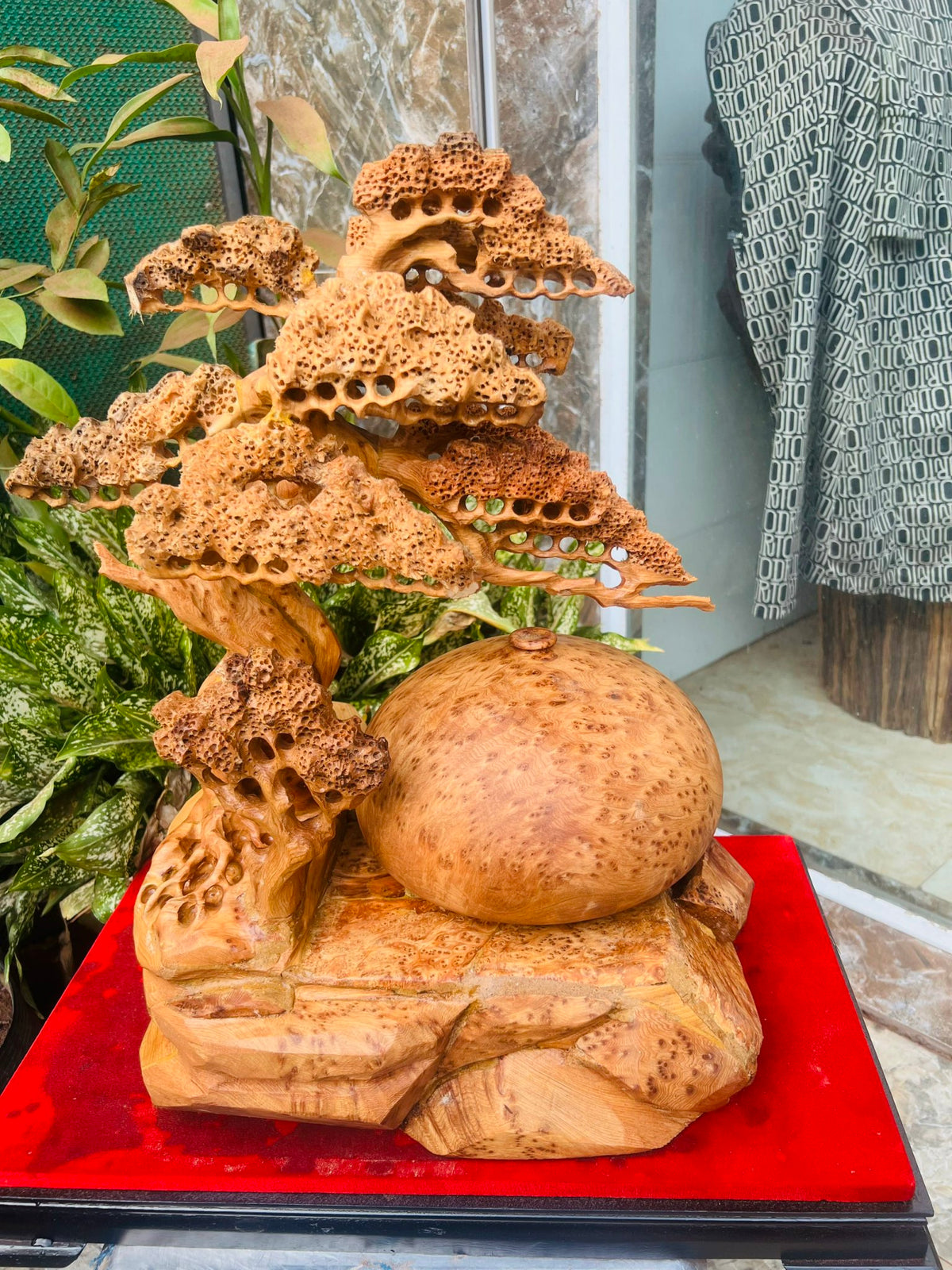 Bình Tùng Nu Ngọc Am Cao Cấp Cao 56cm
