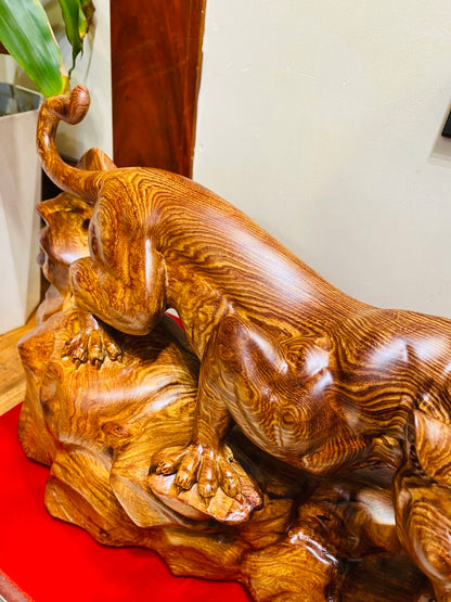 Báo Săn Mồi Gỗ Cẩm Phong Thủy Ngang 66cm