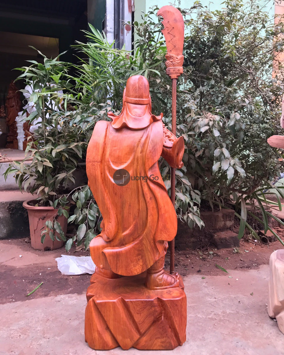 Quan Công Chống Đao Gỗ Hương