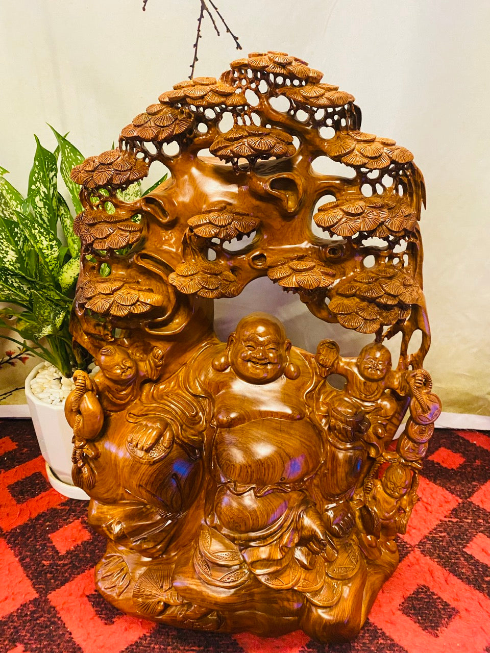 Tượng Di Lặc Gốc Tùng Hương Ta - Kích Thước Cao 55cm