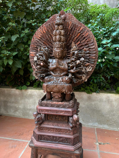 Tượng Phật Thiên Thủ Thiên Nhãn Gỗ Trắc Đen - Cao 65cm