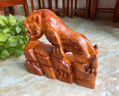Tượng Linh Vật Con Hổ Gỗ Hương - Cao 38cm