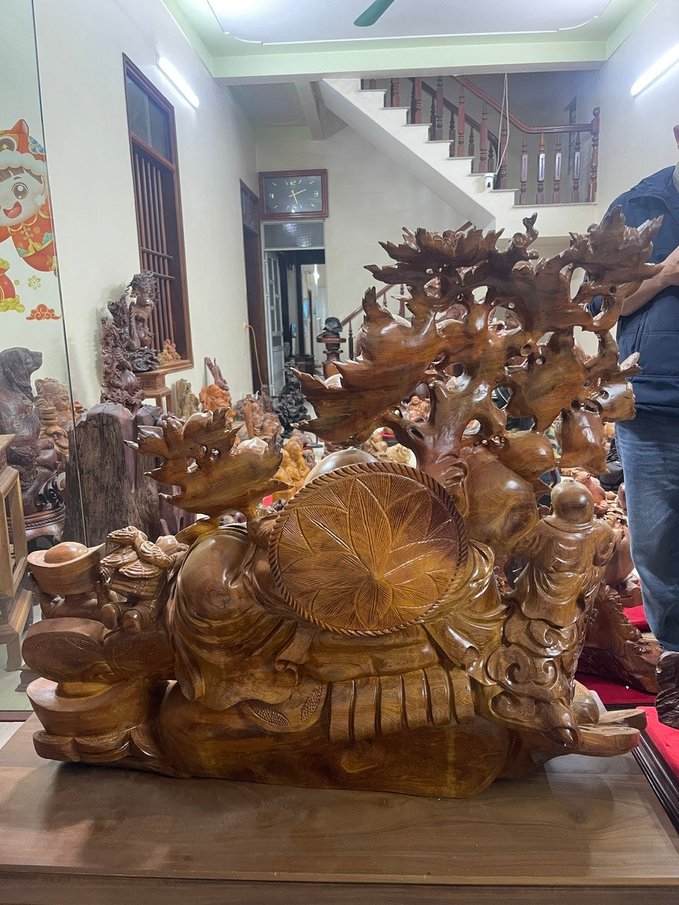 Tượng Di Lặc Ngũ Phúc Vác Cành đào Gỗ Hương Ta Cao 90