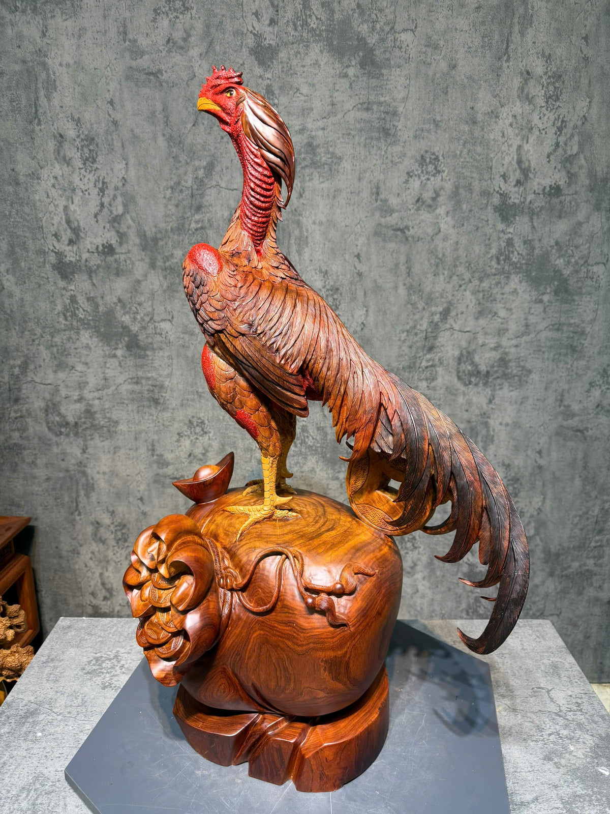Tượng Linh Vật Gà Chọi Kê Chiến Gỗ Hương Gia Lai - Chiến Kê Đại Cát