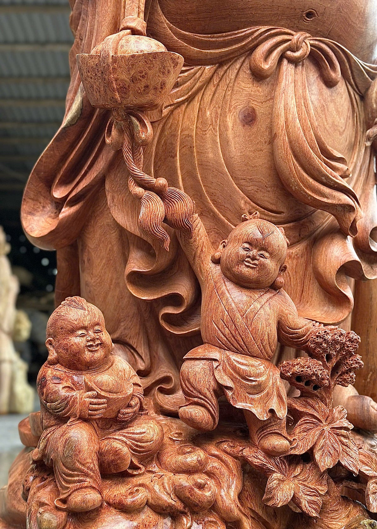 Tượng Gỗ Di Lặc Tam Phúc - Siêu Phẩm Nu Hương Đá  Cao 1m8