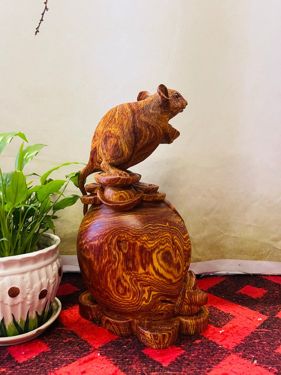 Chuột Gỗ Cẩm Tài Lộc Đứng Trấn Tài Lộc Phong Thủy Cao 36cm
