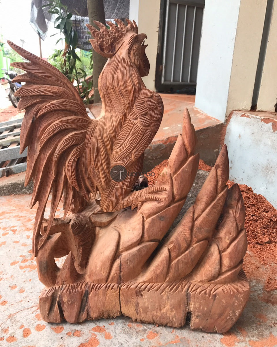 Gia Đình Gà Gỗ Hương Ôm Đá