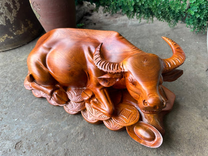Tượng Trâu Gỗ Hương Ta Nguyên Khối - Biểu Tượng Tài Lộc, Kích Thước 52cm