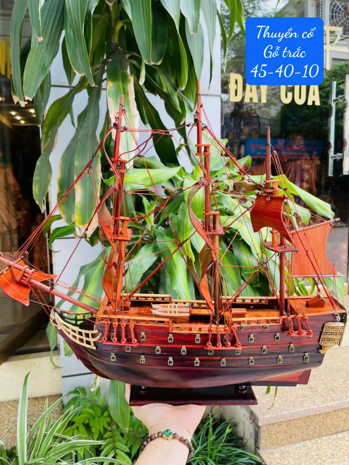 Mô Hình Thuyền Cổ Trang Trí Cao Cấp Gỗ Trắc