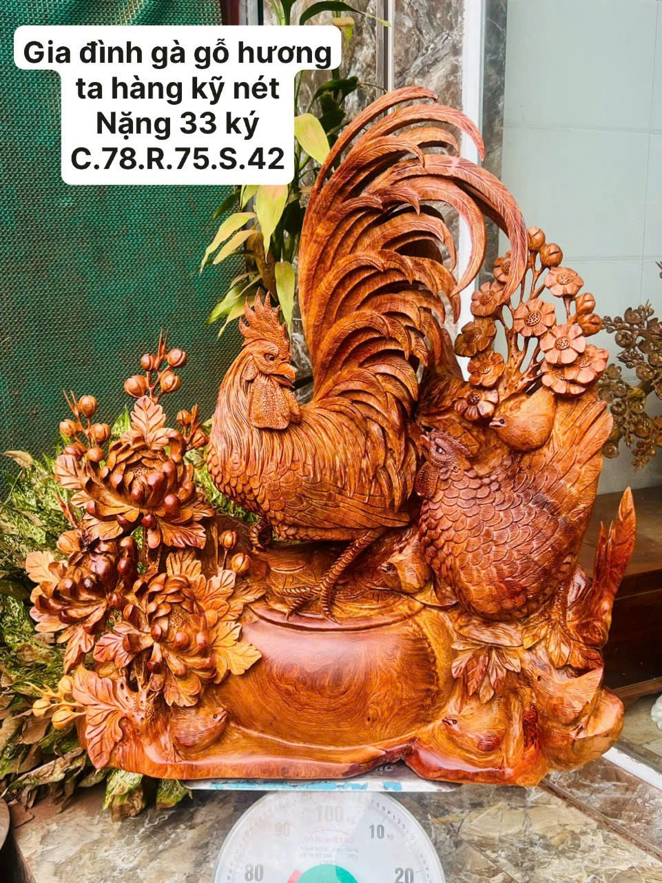 Tượng Linh Vật Gia Đình Gà Gỗ Hương Ta - Cao 78cm
