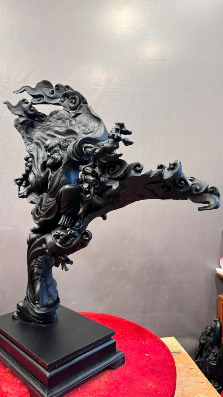 Tượng Đạt Ma Bay Gỗ Mun Sừng Khánh Hòa Liền Khối Cao 73