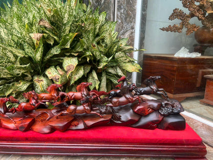Mã đáo Thành Công Gỗ Trắc Ta đỏ đen Ngang 74