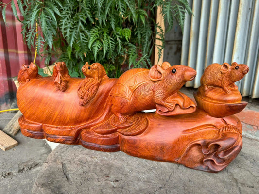 Tượng Linh Vật  Gia Đình Chuột Gỗ Hương Ta - Phong Thủy Ngang 52cm