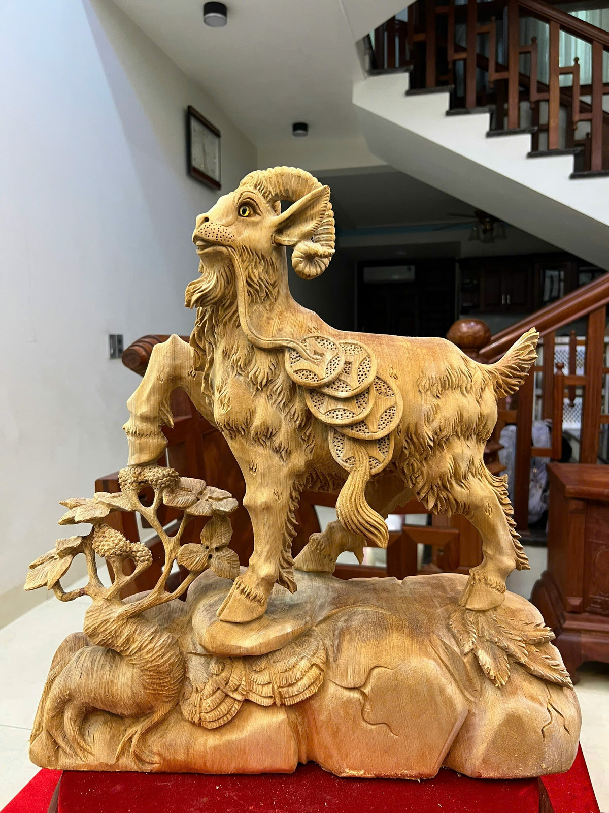 Tượng Linh Vật Dê Gỗ Ngọc Am Đỏ Nhất Dương  Cao 50cm