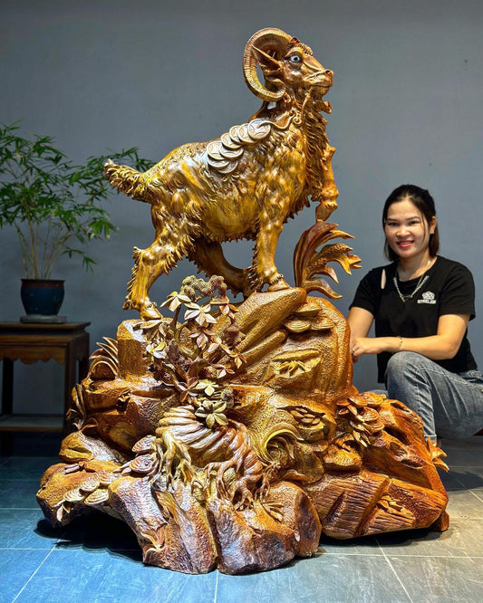 Tượng Gỗ Nhất Dương Kim Tiền Khổng Lồ Cao 134cm