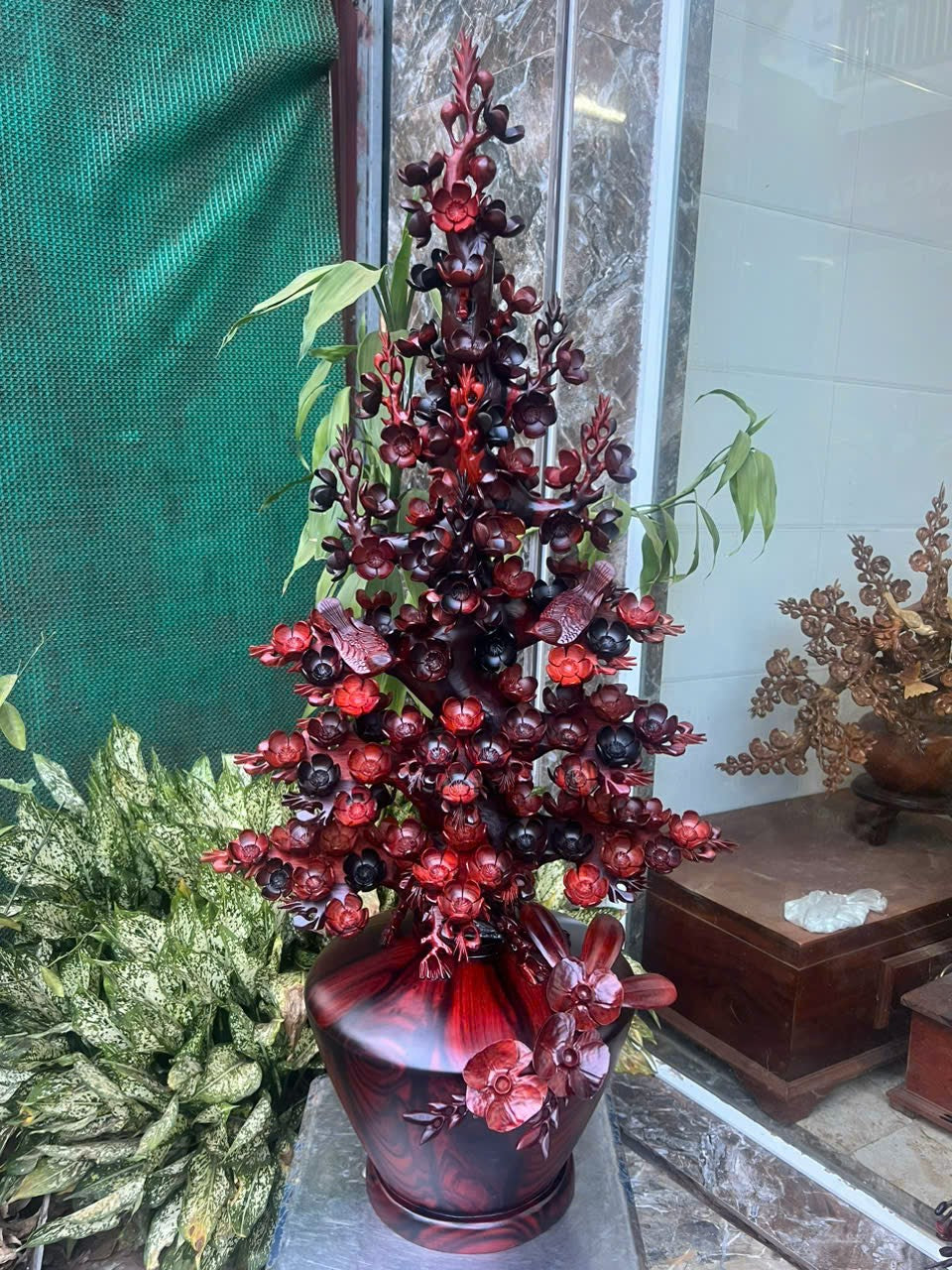 Hàng Thủ Công Kỹ Nghệ - Bình Hoa Mai Gỗ Trắc Ta đỏ đen