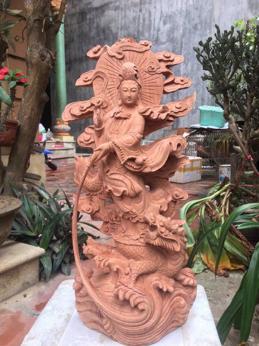 Quan Âm Ngự Long