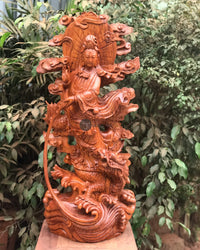 Quan Âm Ngự Long