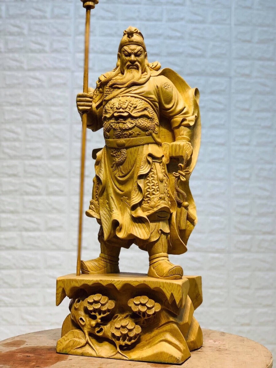 Quan Công - Đế Chạm Tùng Gỗ Pơ Mu